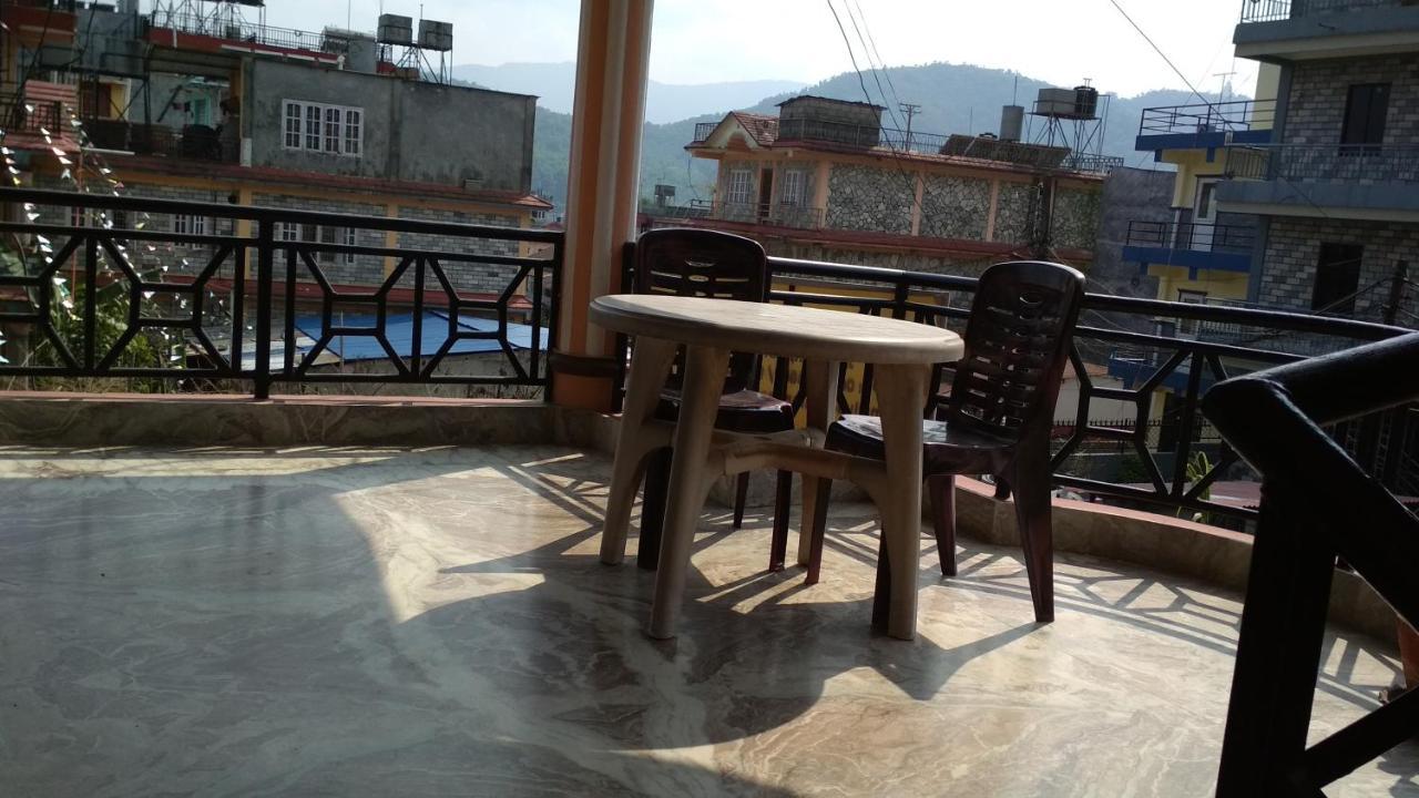 Pokhara Abroad Inn Eksteriør bilde