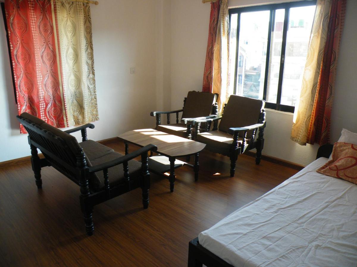 Pokhara Abroad Inn Eksteriør bilde